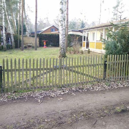 Gemutlicher Ferienbungalow Am Felsensee Bei Pretzien Villa Exterior foto